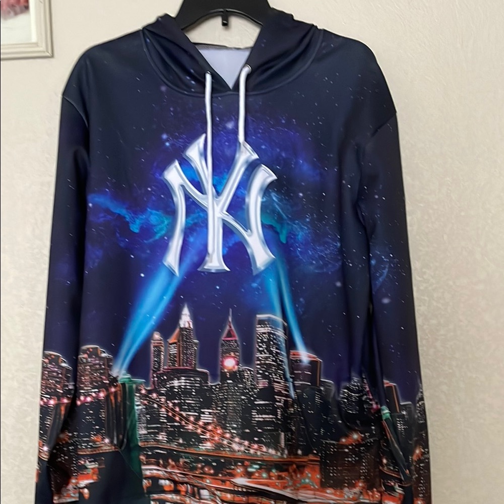 Men's  New York Yankee Navy Blue Graphic Hoodie